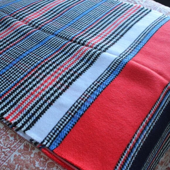 Banana Republic Glen Plaid Scarf Fringe Ends 79" x 26" Red Blue White - Picture 2 of 5